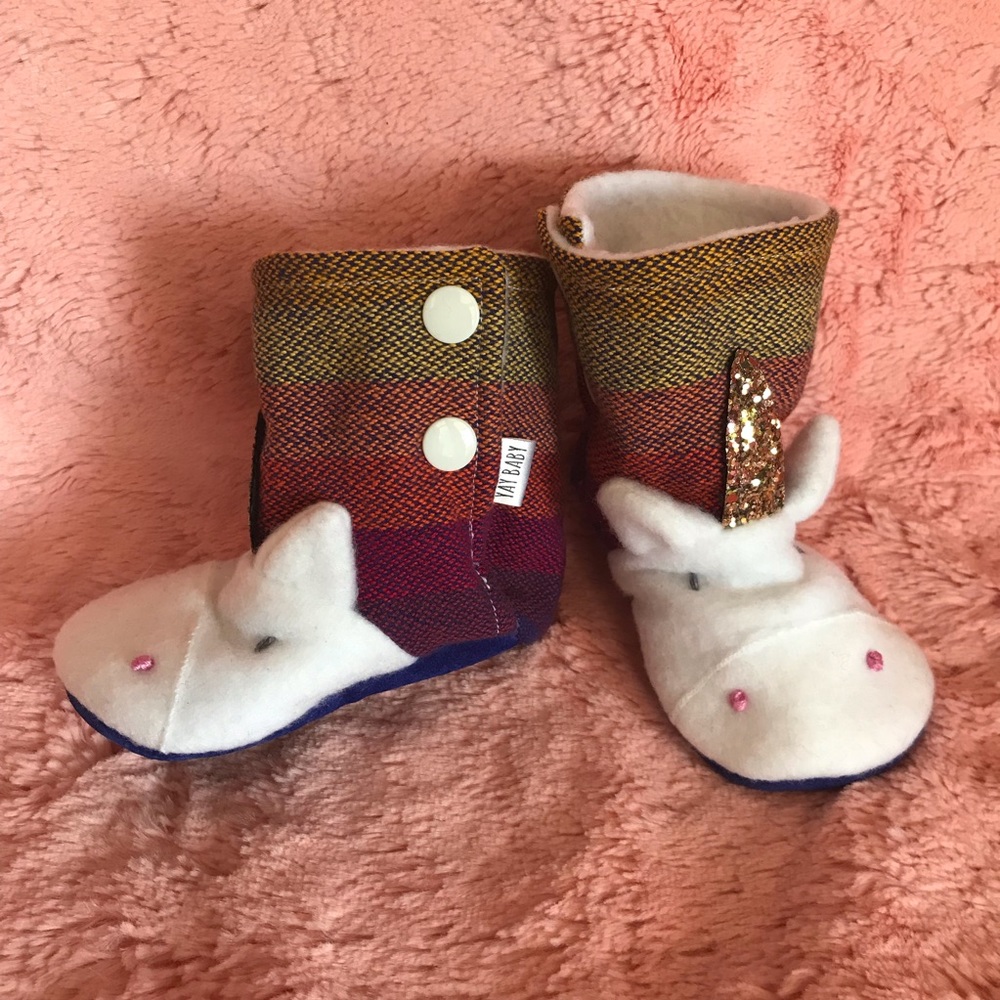 Yay Baby Boutique Handmade Woven Wrap Scrap Booties - Size 3-6M *NEW*